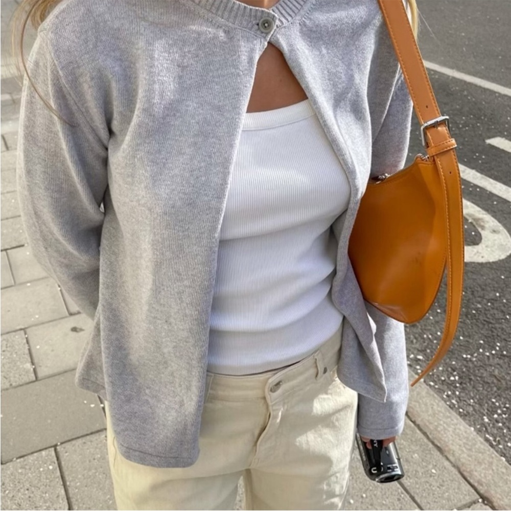 Djerf Avenue Button Up cardigan Grey